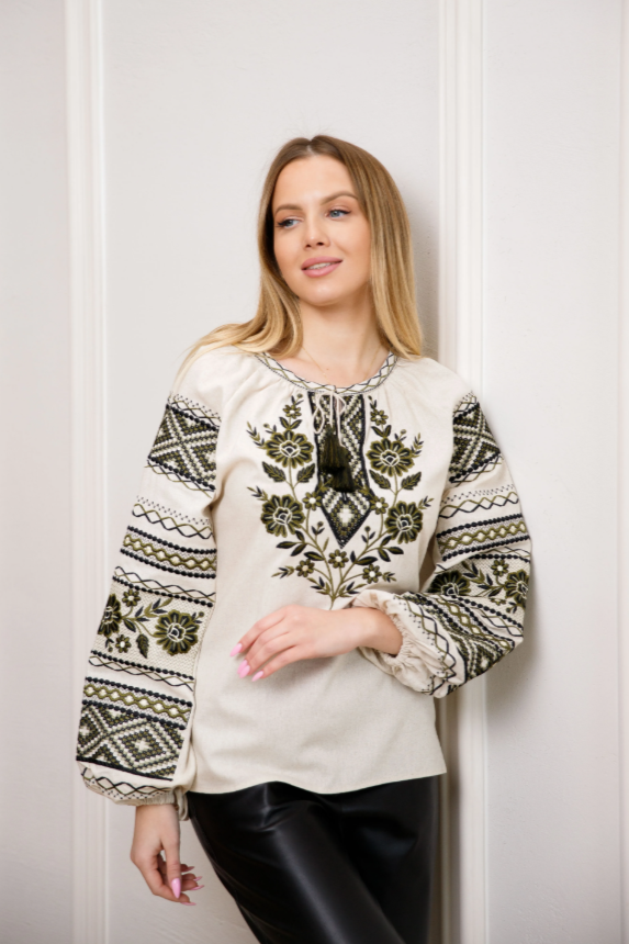 Ukrainian women's blouse "Zelenotsvit"